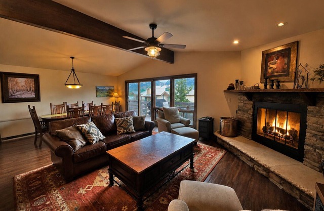 Walk-to-Slopes Townhome at Purgatory Ski Resort in Durango