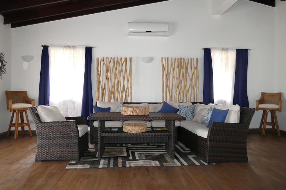 Bowling Alley Hill Villa | Exclusive Barbados Countryside Villa- Airy Hill