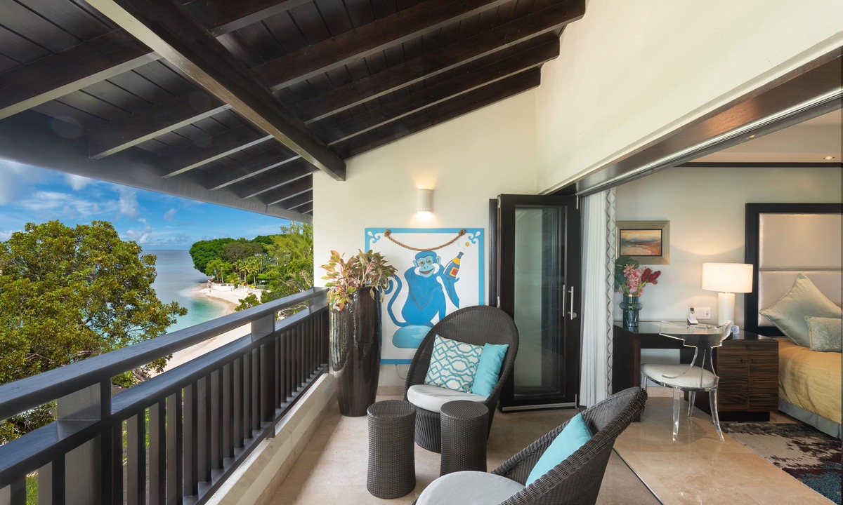 Old Trees Bay Condo | Coral Cove 14 Penthouse - Condo Crowsnest | Beach Front - Located in Stunning Saint James with House Cleaning Included