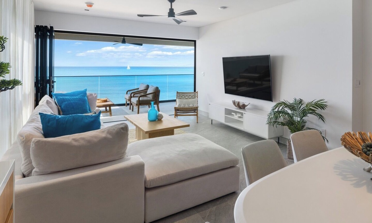 Brighton Apartment | Allure 401 - NEW Beachfront Condo On Brighton Beach
