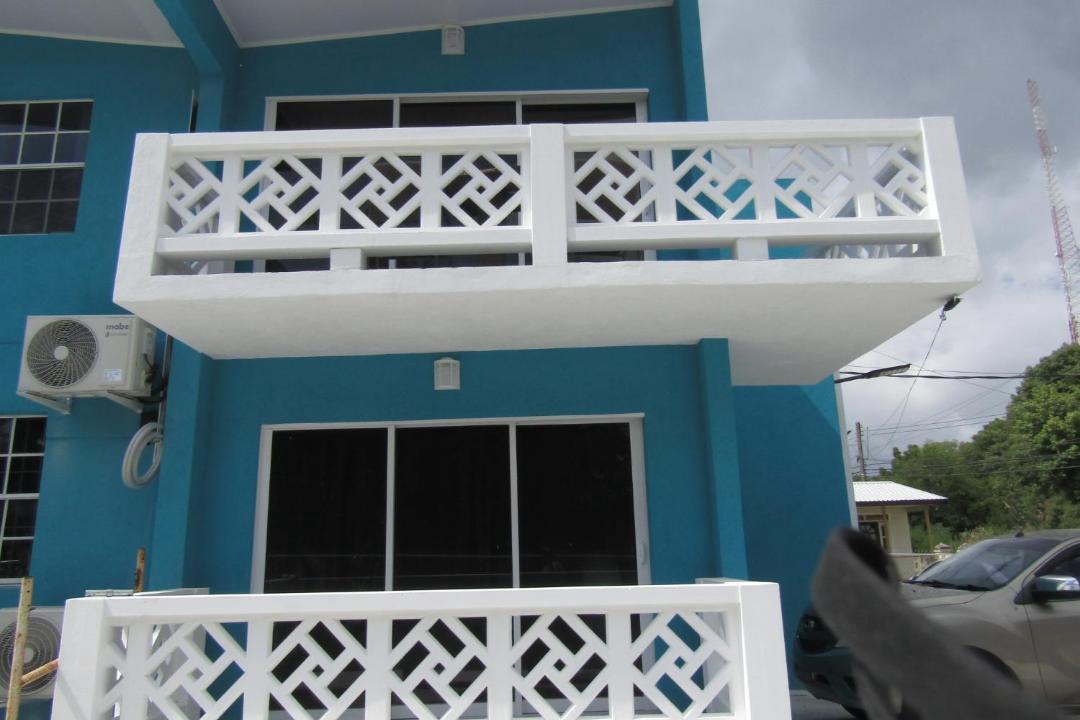 Lazaretto Apartment | 205 Batts Rock Beach Condos