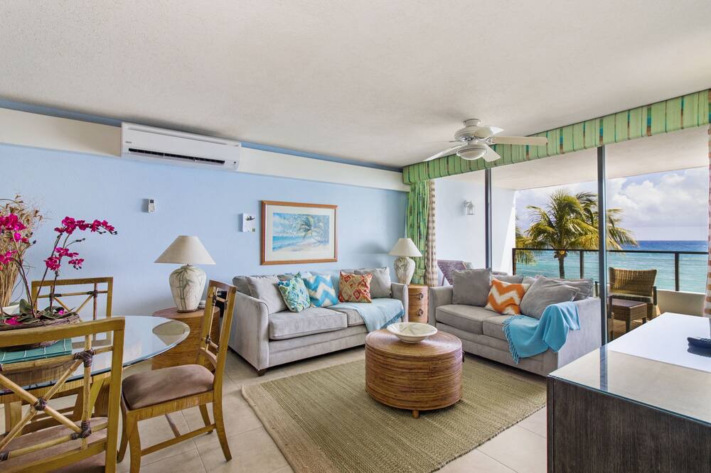 Photo of Livingroom in Dover