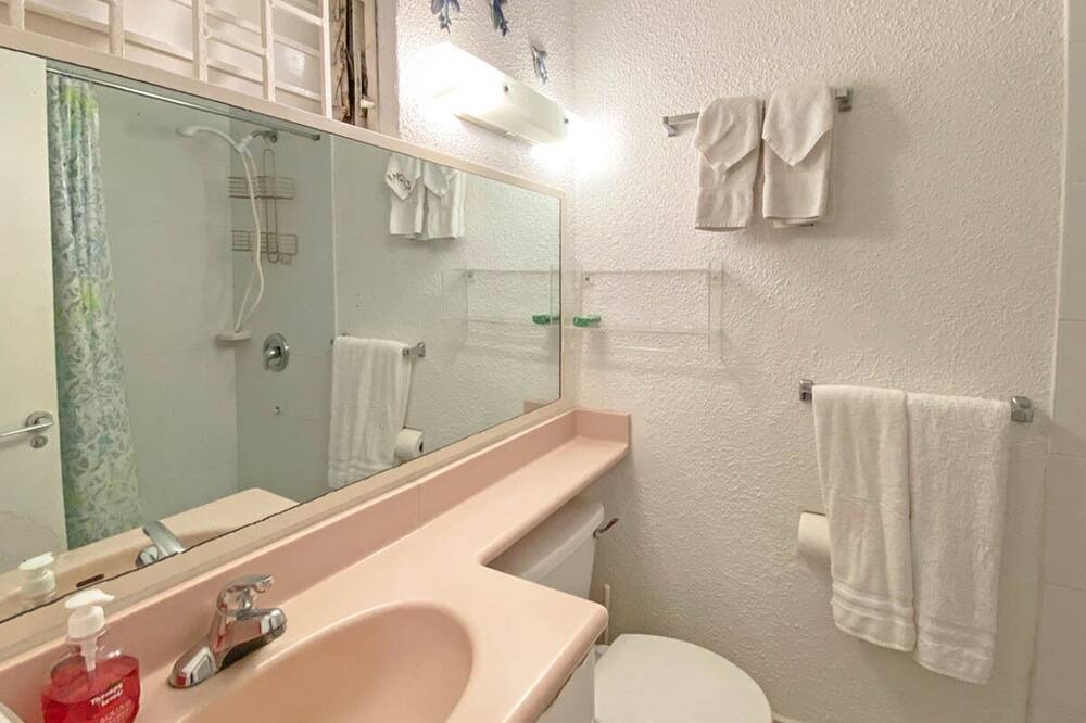 Photo of Bathroom in Rockley