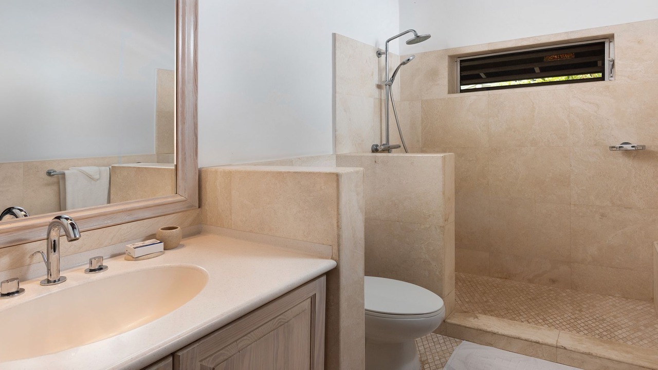 Photo of Bathroom in Folkestone