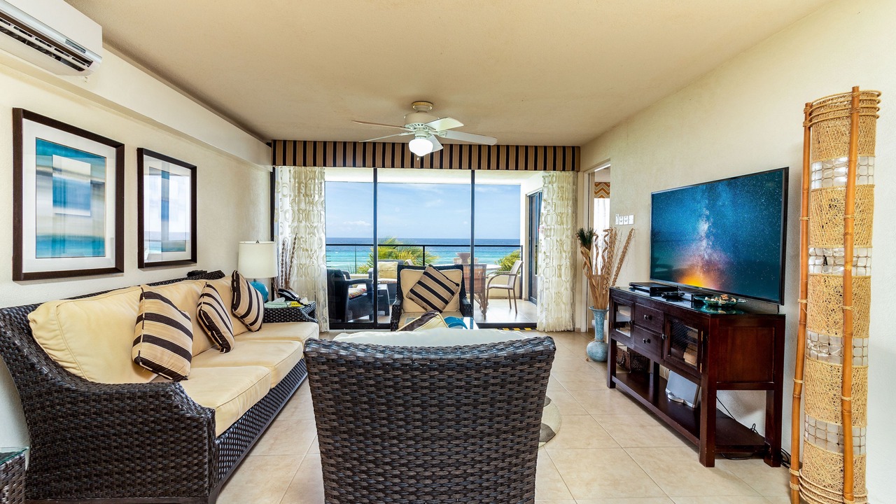 Photo of Livingroom in St. Lawrence Gap