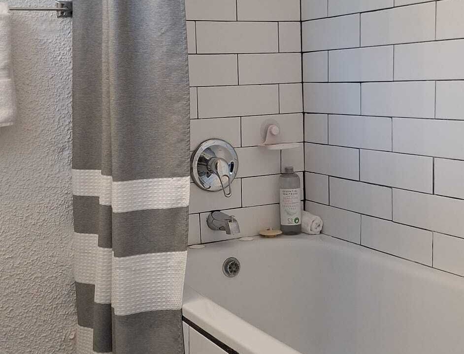 Photo of Bathroom in Rendezvous