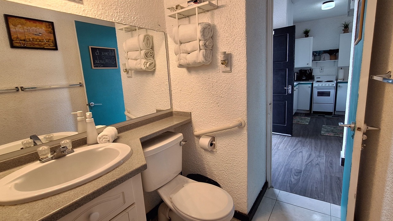 Photo of Bathroom in Rendezvous