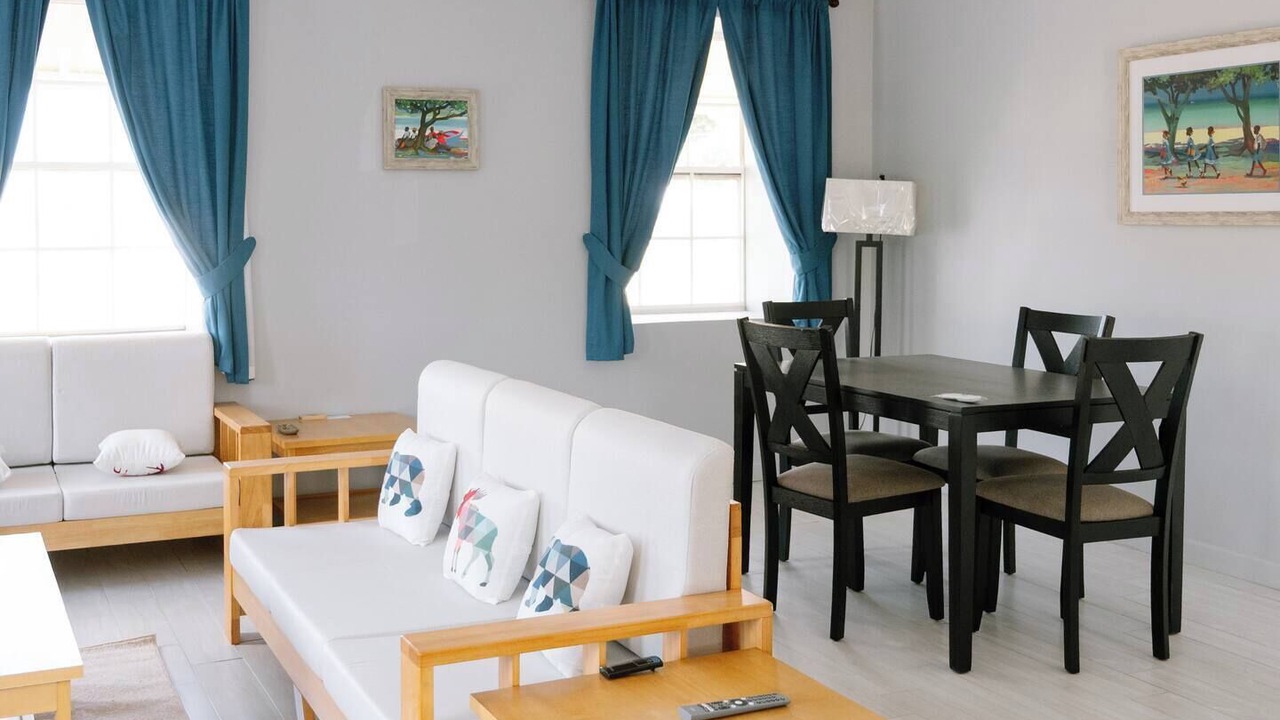 Photo of Livingroom in Bayville