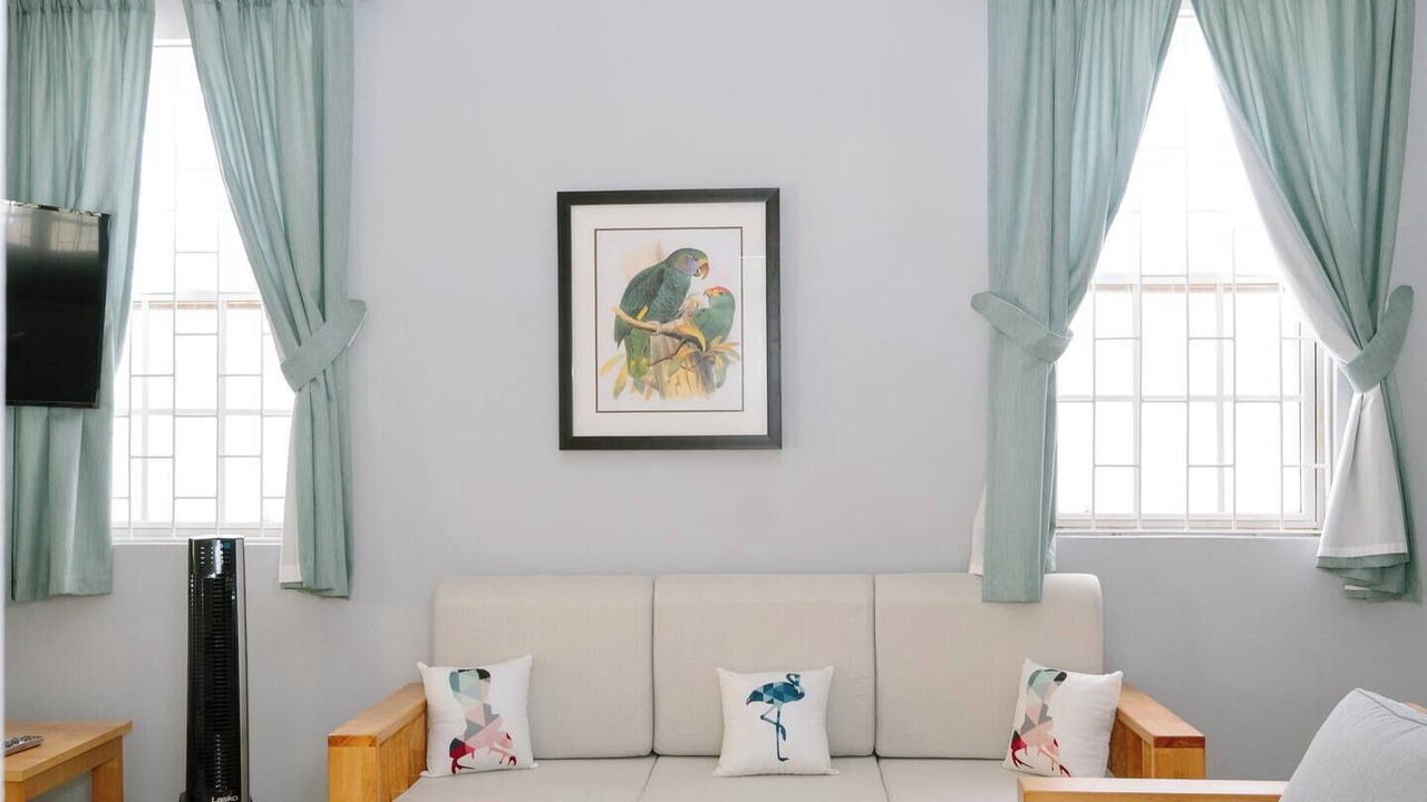 Photo of Livingroom in Bayville
