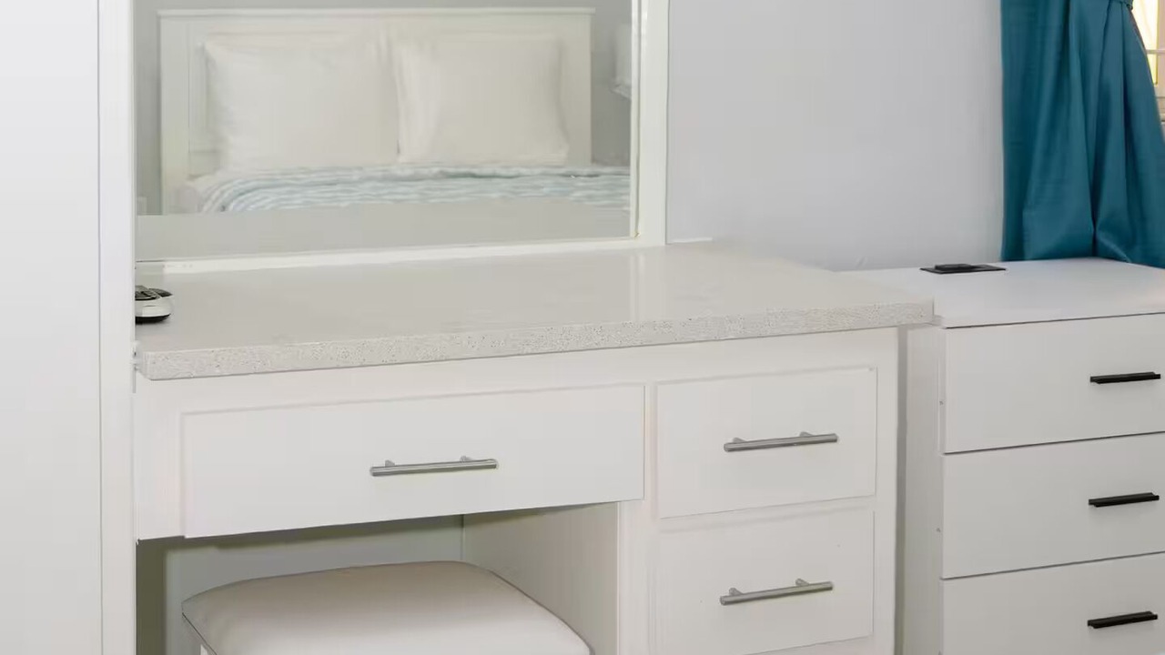Photo of Bedroom in Bayville