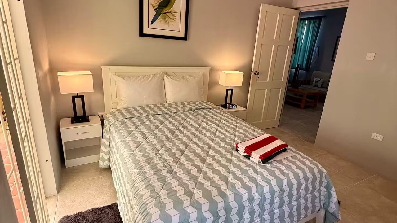 Photo of Bedroom in Bayville