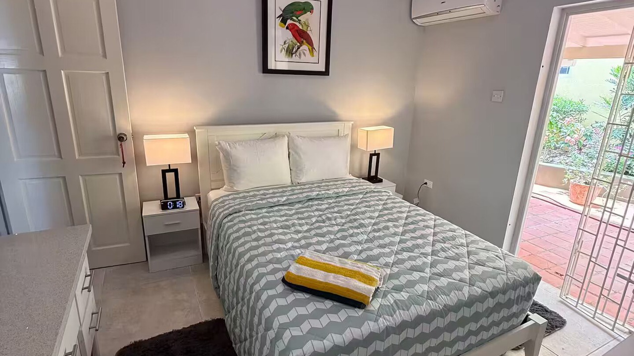 Photo of Bedroom in Bayville