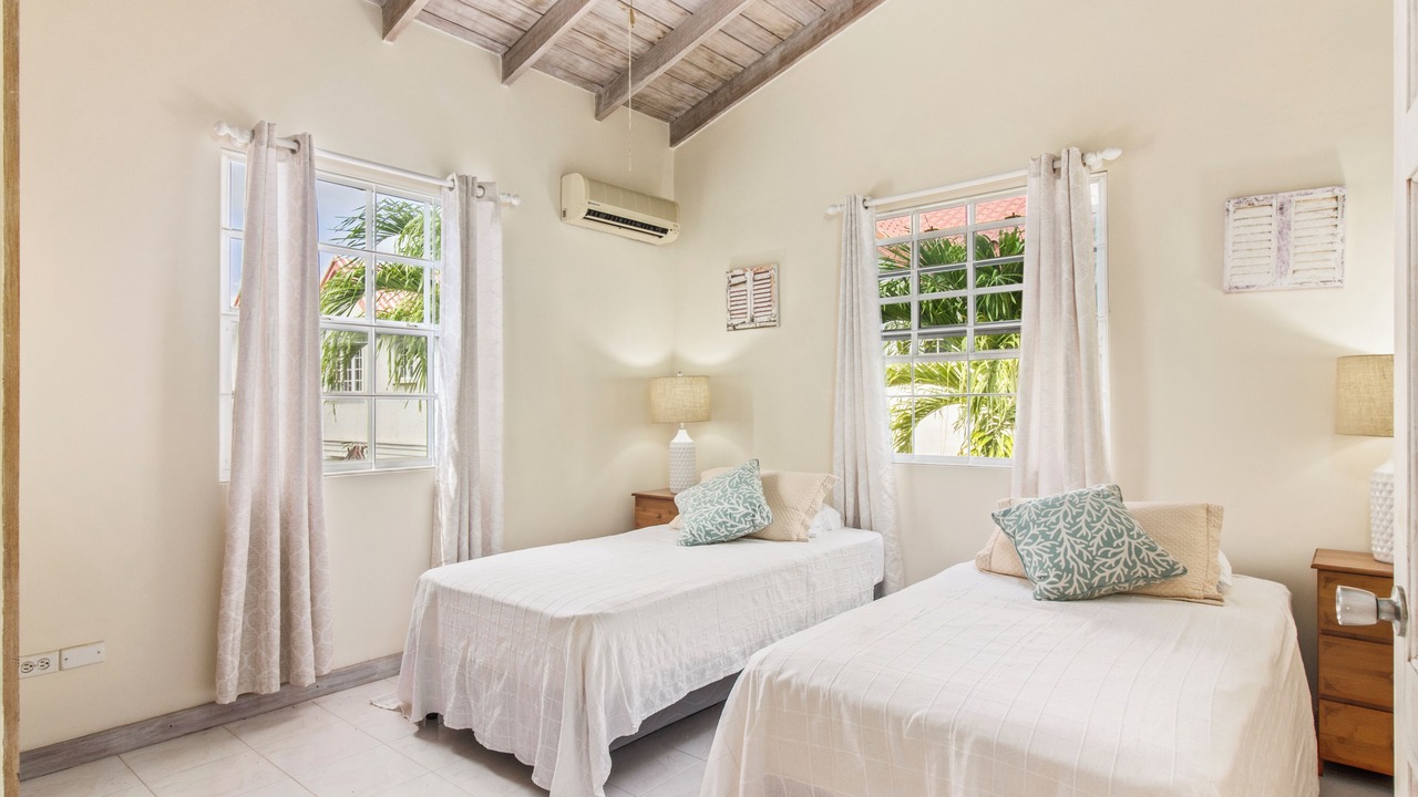 Photo of Bedroom in Blue Waters