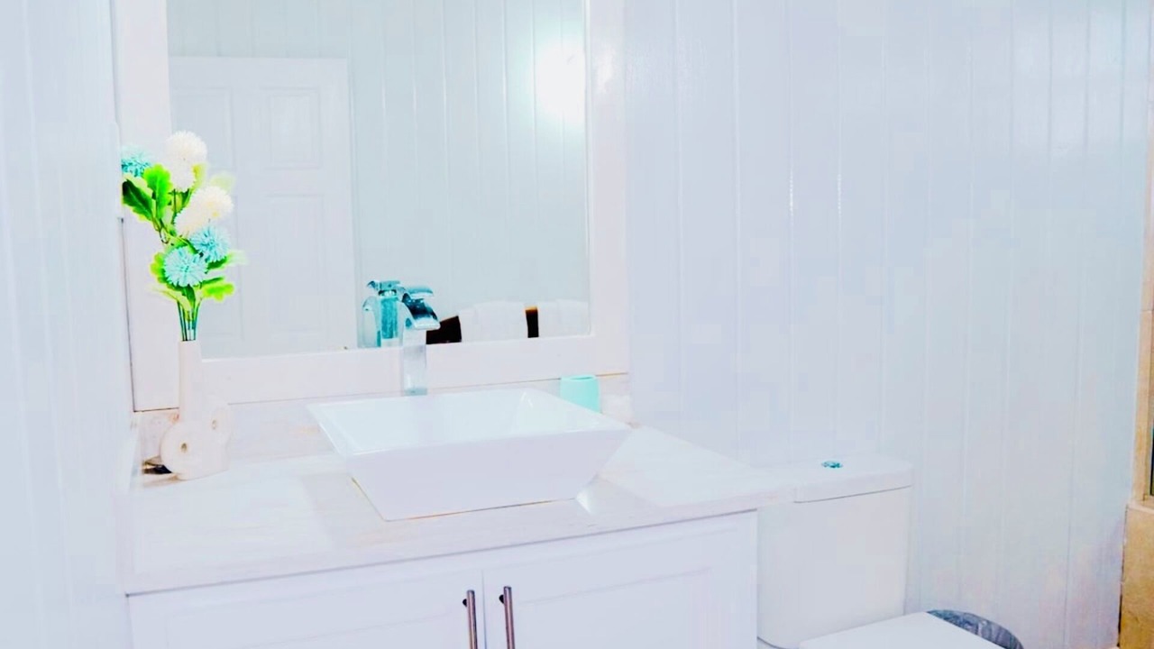 Photo of Bathroom in Inch Marlowe