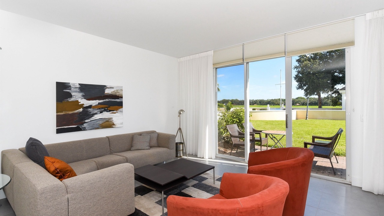 Photo of Livingroom in Osprey