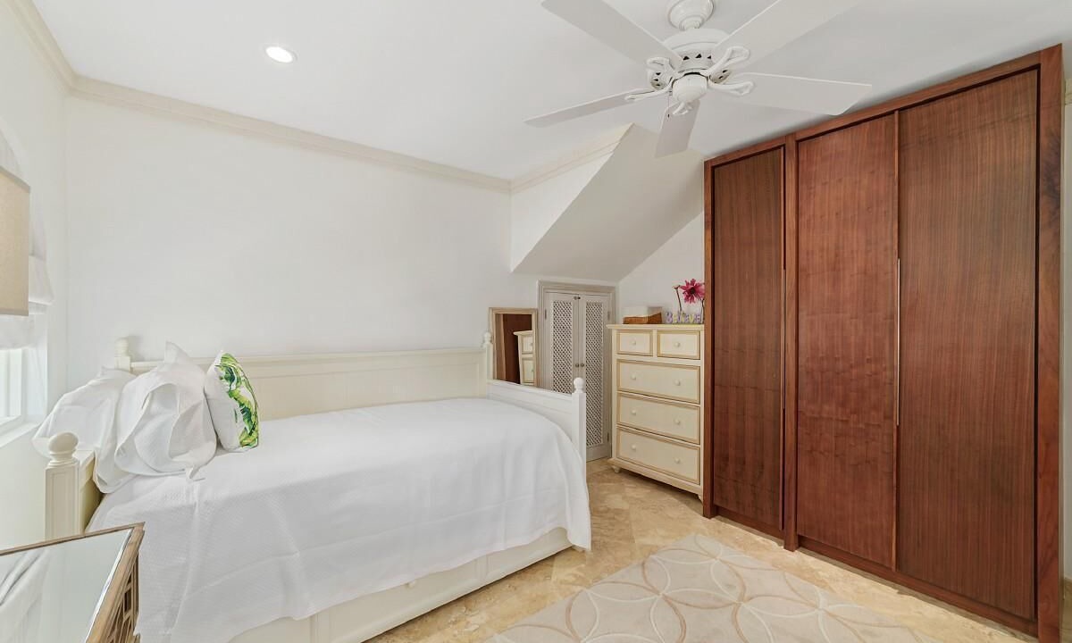 Photo of Bedroom in Merlin Bay