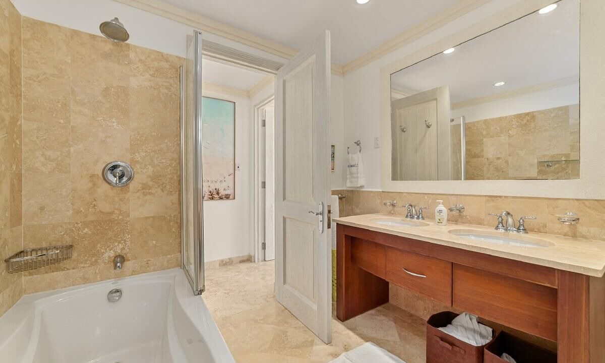 Photo of Bathroom in Merlin Bay