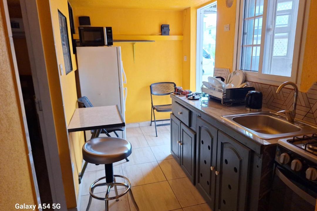 Photo of Kitchen in Husbands