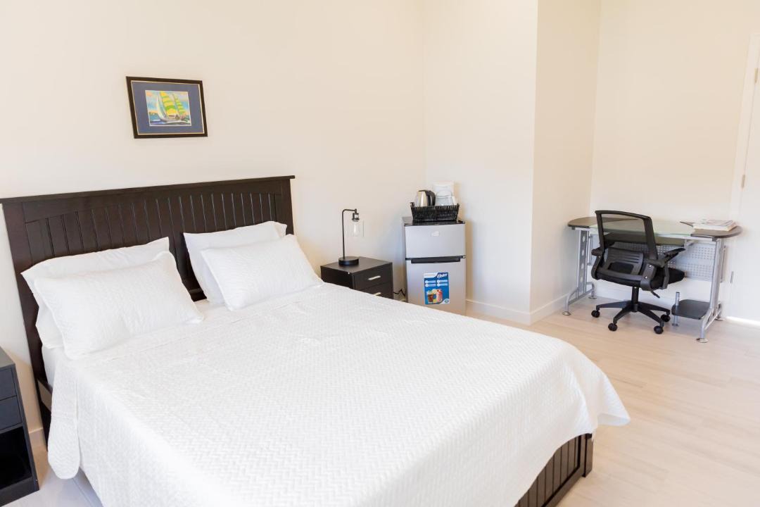 Photo of Bedroom in Seven Mile Beach