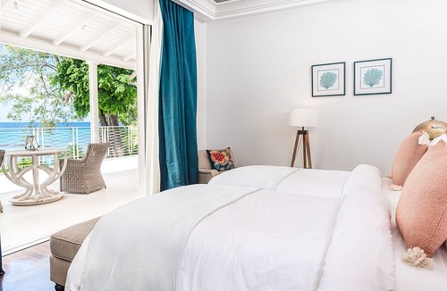 Sunset Crest Villa | Villa Tamarindo is a Luxury 4 Bedroom Property in Holetown, St James