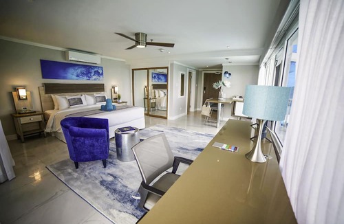 Keizer Hill Hotel | The Abidah by Accra - Adults Only
