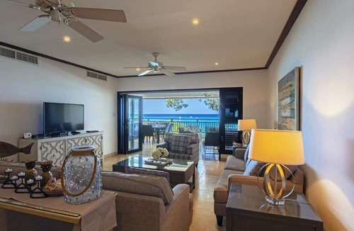 Old Trees Bay Apartment | Coral Cove 4