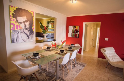 Durants Apartment | Designer Penthouse - Amazing Views & Location