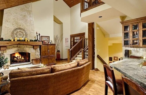 Park Meadows Villa | Spacious and Cozy Views, the best of Park City!