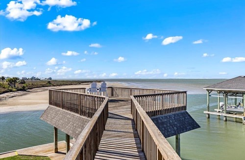 Terramar Beach House | Bay Vista- "New Listing" in Terramar Beach, 4 BR/3 BA, Boat slip