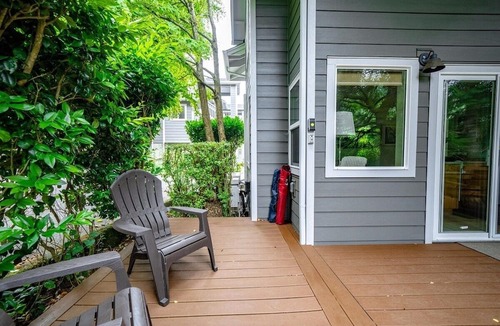 Tolovana Park House | Beach Bungalow 4 - 700ft to Beach - Dogs Ok!