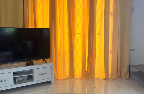 Saint Matthias Apartment | Queen Of Hearts - 5minutes walk to beautiful beaches