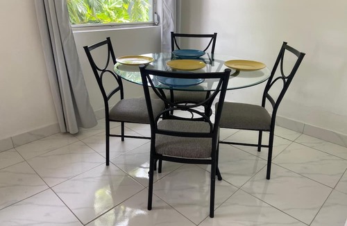 Saint Matthias Apartment | Queen Of Hearts - 5minutes walk to beautiful beaches