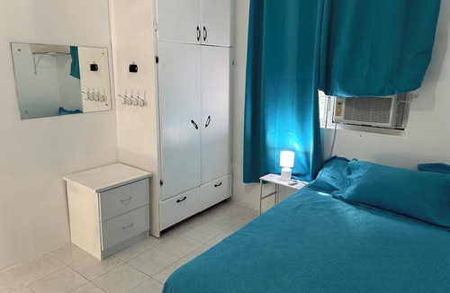 Saint Matthias Apartment | Queen Of Hearts - 5minutes walk to beautiful beaches