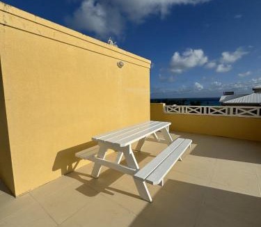 Green Garden Apartment | 8 Coral Haven