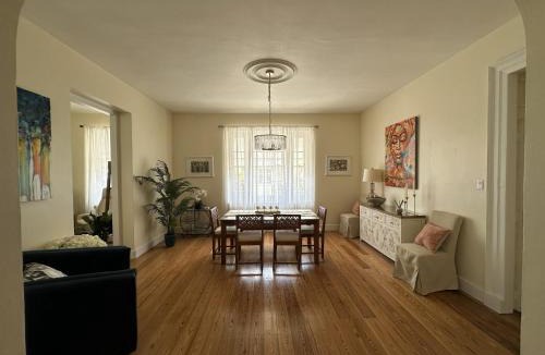 Bayville House | BellaDonna By The Bay