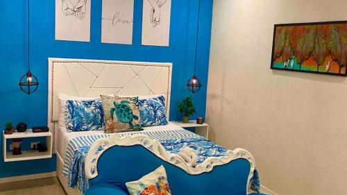 West Coast Apartment | Villa De Lasannta - by ZenBreak
