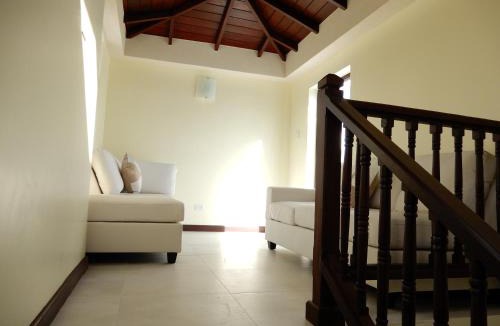 Welches Apartment | Oistins Bayview Apartments
