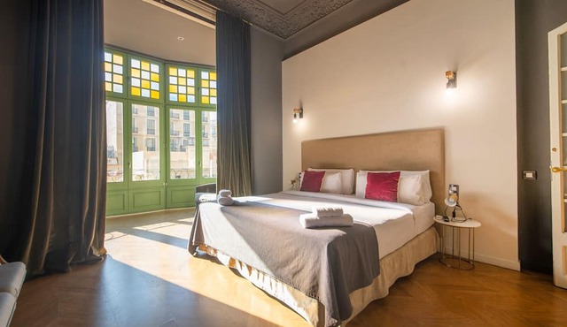 Five bedroom deluxe apartment Paseo de Gracia - You Stylish in Barcelona