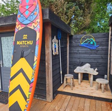 Bohemian included boat supboards and pool 5 minutes by boat from parking to the bohemien in Loosdrecht